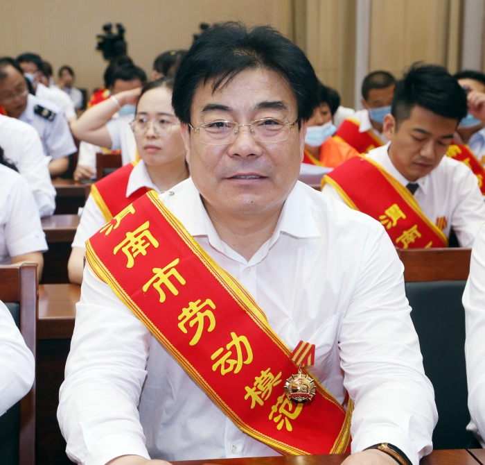 城投集團黨委書記、董事長蔡軍 (2).jpg